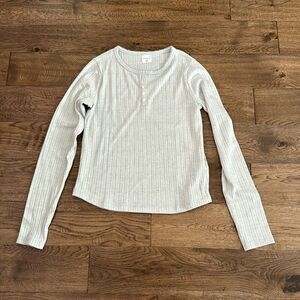 Abercrombie Kids. Gray button henley. Sz 15/16